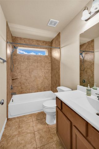 707 Burr Oak, Richwood, TX 77531