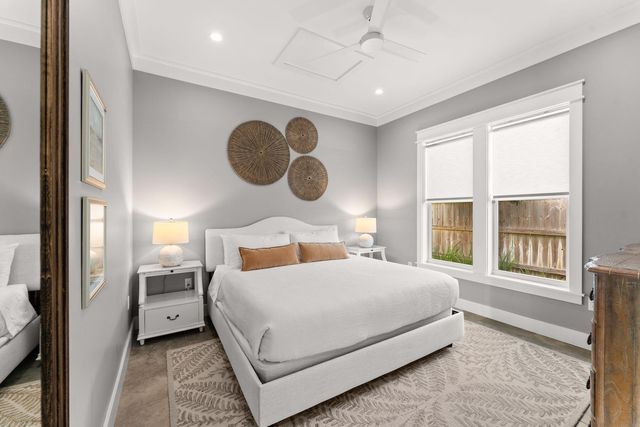 389 Seacrest Drive, Seacrest, FL 32461