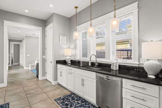 389 Seacrest Drive, Seacrest, FL 32461