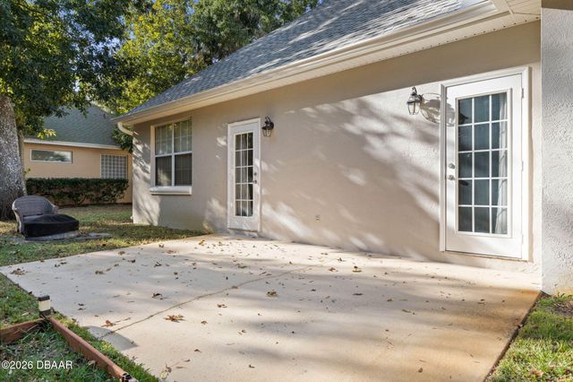 21 Whitehall Court, Flagler Beach, FL 32136