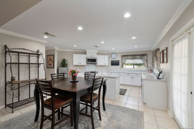 14211 Edge Point, San Antonio, TX 78230