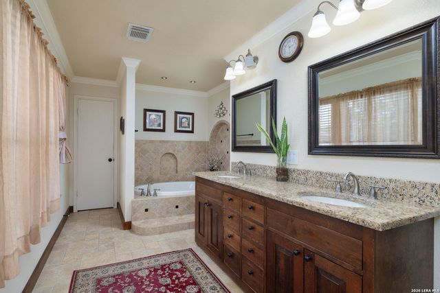 14211 Edge Point, San Antonio, TX 78230