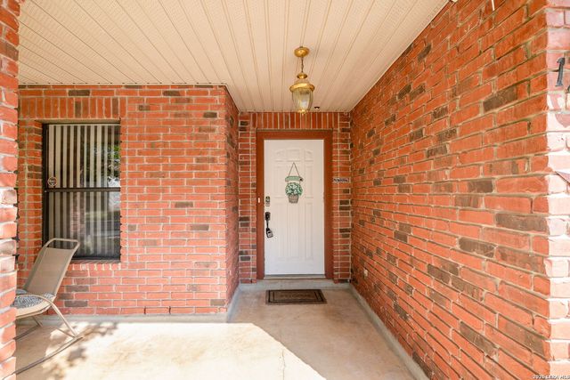 14211 Edge Point, San Antonio, TX 78230