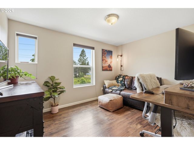 518 Se 11TH Ave, Battle Ground, WA 98604
