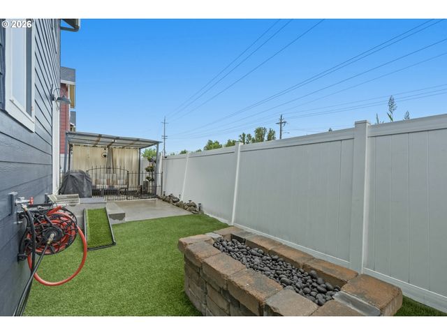 518 Se 11TH Ave, Battle Ground, WA 98604