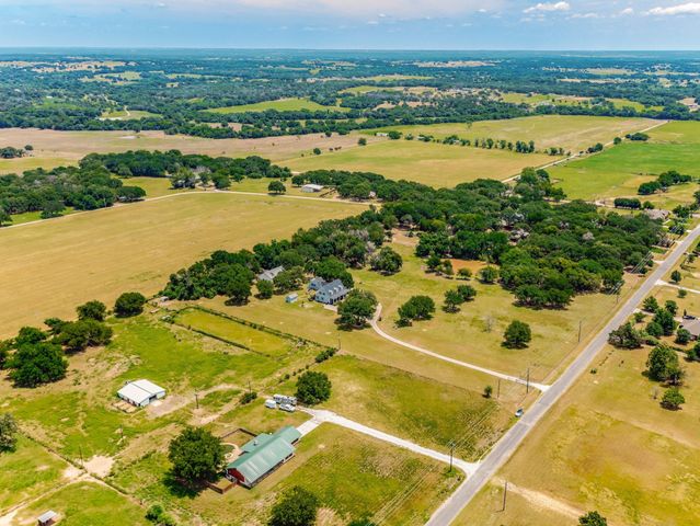 1275 Old Reno Road, Reno, TX 76082