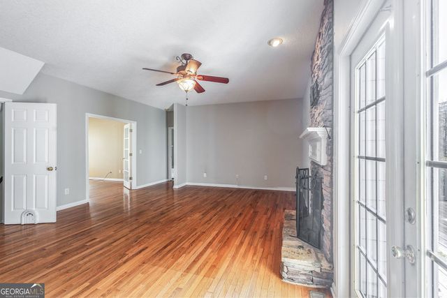 202 Victoria Drive, Moreland, GA 30259