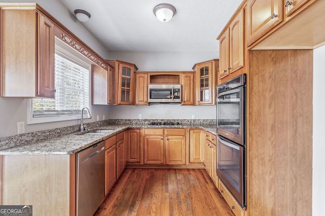 202 Victoria Drive, Moreland, GA 30259