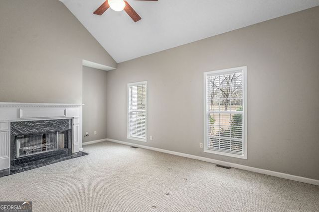 202 Victoria Drive, Moreland, GA 30259