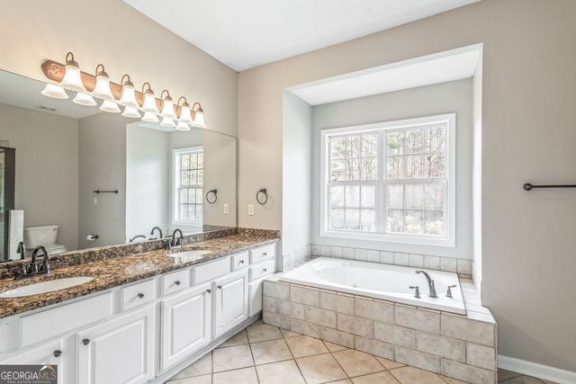 202 Victoria Drive, Moreland, GA 30259