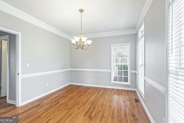 202 Victoria Drive, Moreland, GA 30259