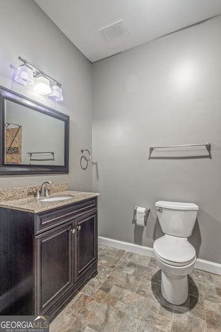 202 Victoria Drive, Moreland, GA 30259