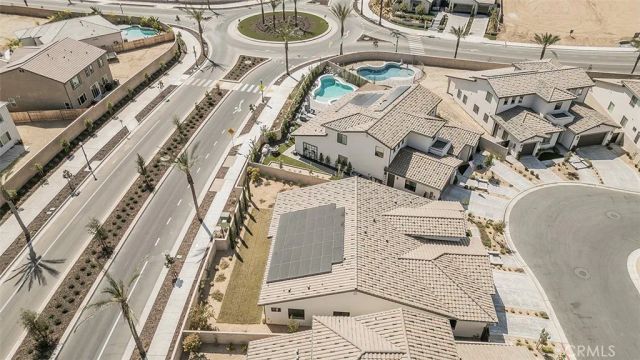 2825 E Beech Tree, Clovis, CA 93619