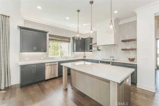 2825 E Beech Tree, Clovis, CA 93619