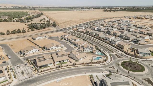 2825 E Beech Tree, Clovis, CA 93619