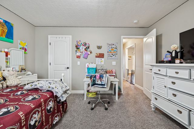 70 Hayden Drake Ln, Lafayette, TN 37083