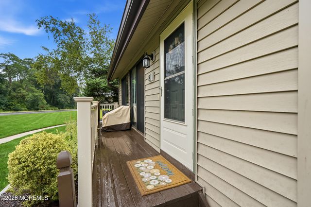 81 Cotswold Circle, Ocean Twp, NJ 07712