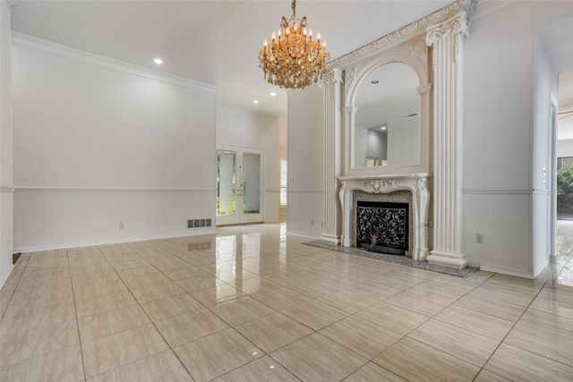 4517 Southgate Drive, Plano, TX 75024