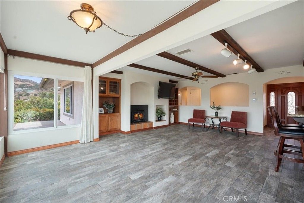 Image 16 of property listing at 1509 Macadamia Drive, Fallbrook, CA 92028