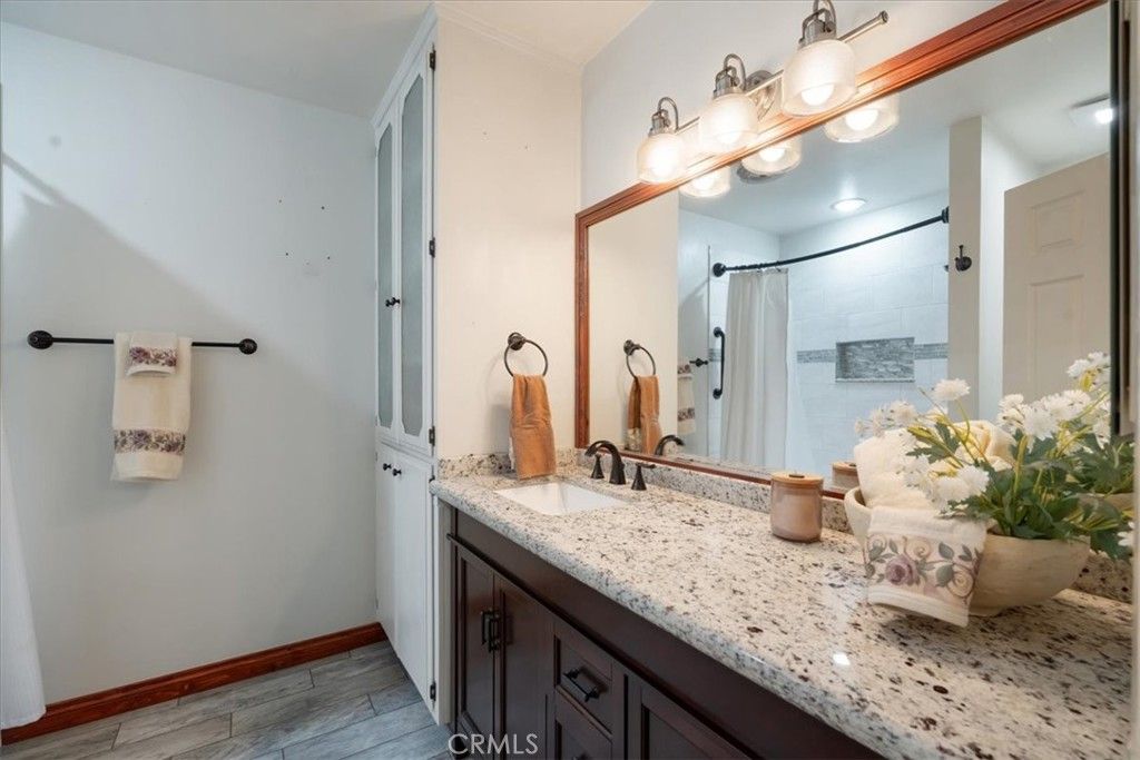 Image 25 of property listing at 1509 Macadamia Drive, Fallbrook, CA 92028