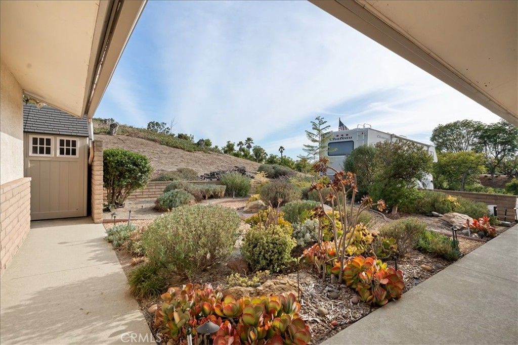 Image 34 of property listing at 1509 Macadamia Drive, Fallbrook, CA 92028