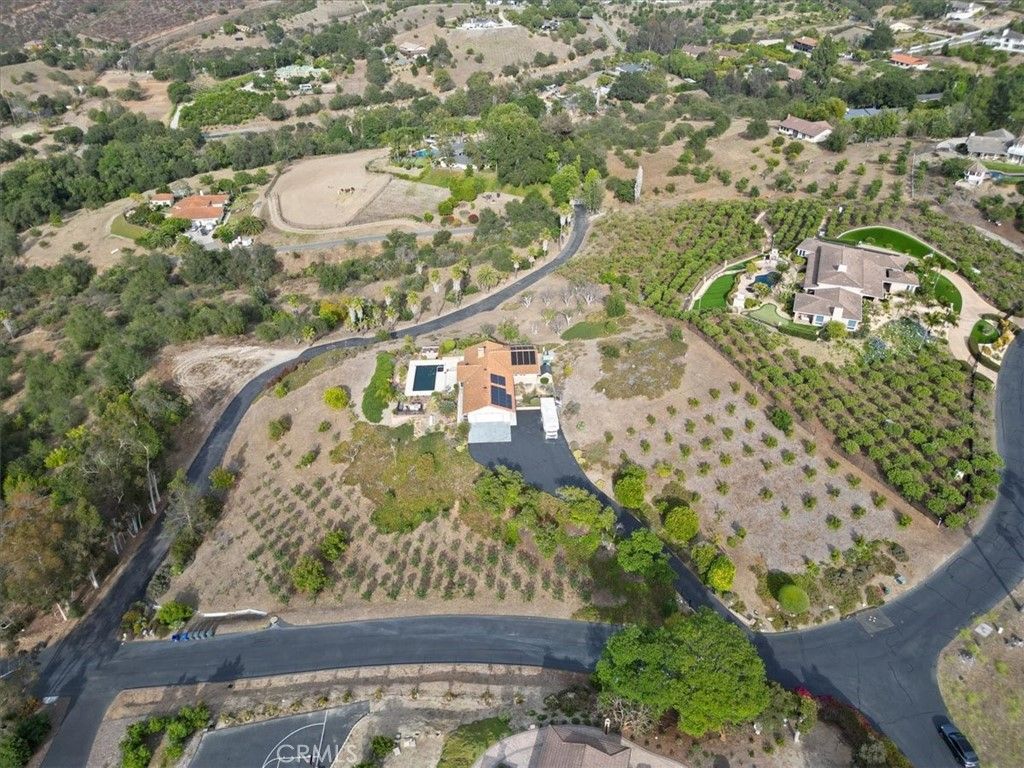 Image 36 of property listing at 1509 Macadamia Drive, Fallbrook, CA 92028
