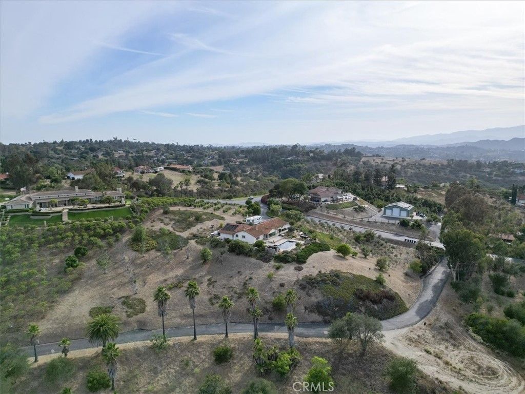 Image 42 of property listing at 1509 Macadamia Drive, Fallbrook, CA 92028