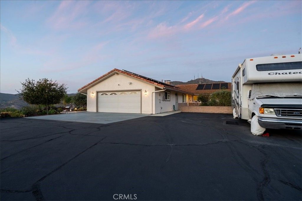 Image 43 of property listing at 1509 Macadamia Drive, Fallbrook, CA 92028