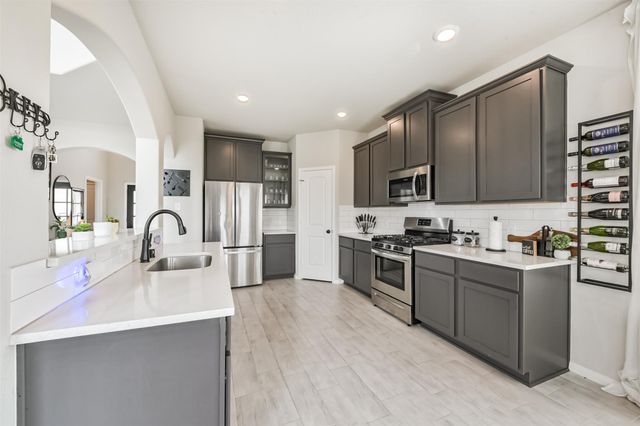 361 Selah Court, Alvin, TX 77511