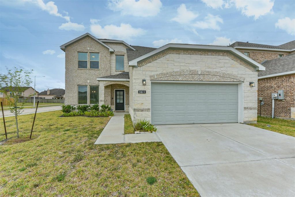 361 Selah Court, Alvin, TX 77511