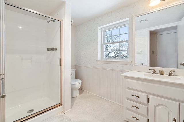 505 County Road 4205, Cranfills Gap, TX 76637