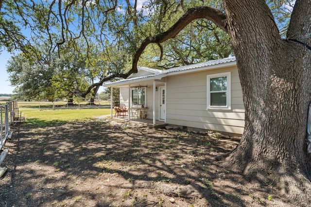 505 County Road 4205, Cranfills Gap, TX 76637