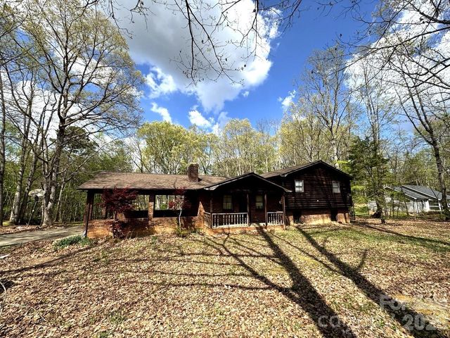 3968 Dover Street, Claremont, NC 28610