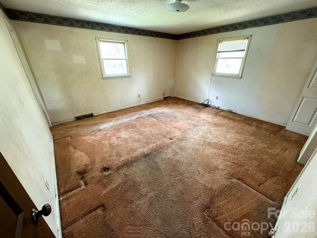 3968 Dover Street, Claremont, NC 28610