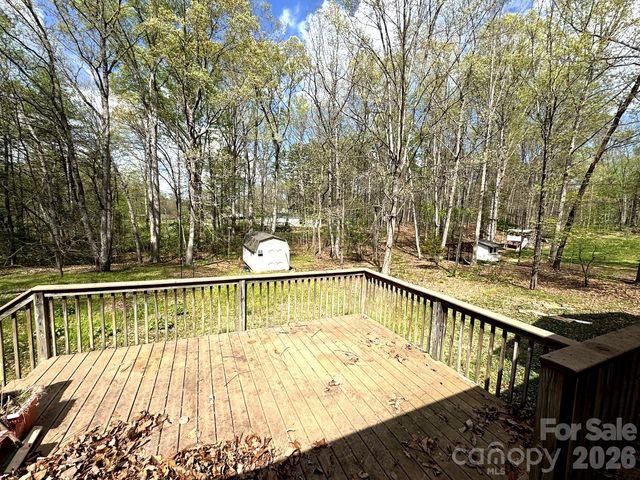 3968 Dover Street, Claremont, NC 28610