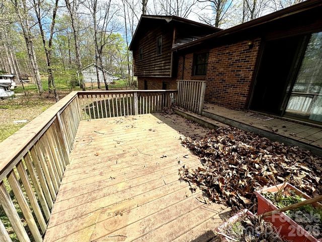 3968 Dover Street, Claremont, NC 28610