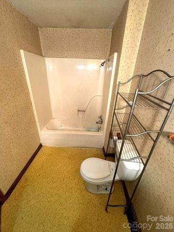 3968 Dover Street, Claremont, NC 28610