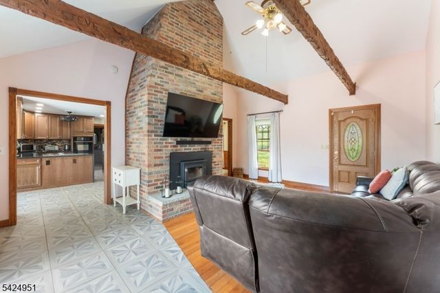 31 Welisewitz Road, East Amwell Twp., NJ 08551