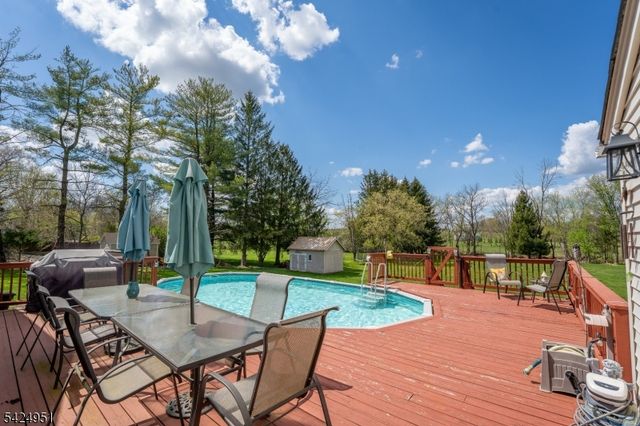 31 Welisewitz Road, East Amwell Twp., NJ 08551