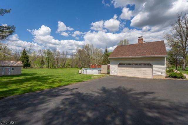 31 Welisewitz Road, East Amwell Twp., NJ 08551