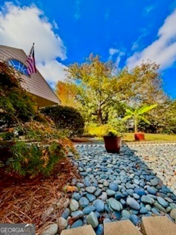 3810 Galloway Drive NE, Roswell, GA 30075