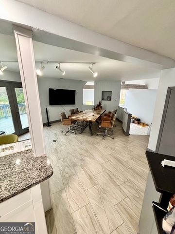 3810 Galloway Drive NE, Roswell, GA 30075