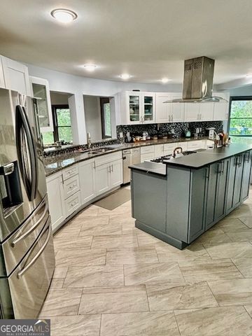 3810 Galloway Drive NE, Roswell, GA 30075