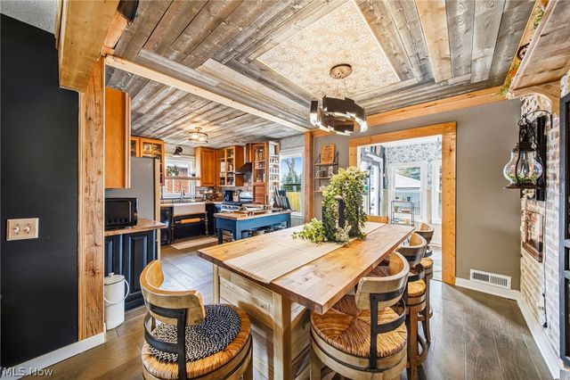 6563 W 130th Street, Parma Heights, OH 44130