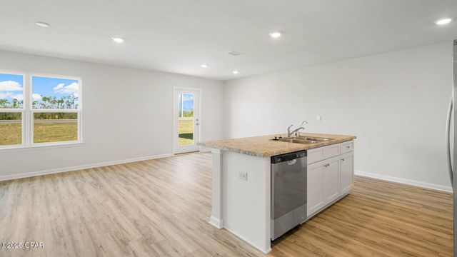 7095 George Day Lane, Panama City, FL 32404