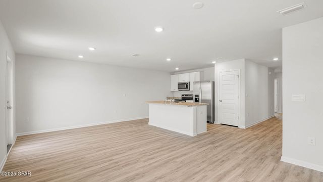 7095 George Day Lane, Panama City, FL 32404