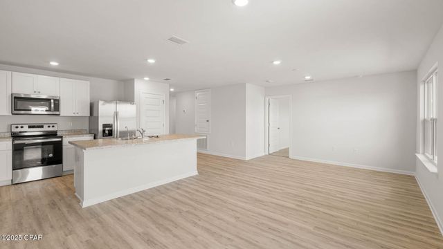 7095 George Day Lane, Panama City, FL 32404