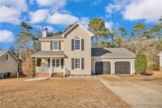 818 Eagle Landing Drive, Hope Mills, NC 28348