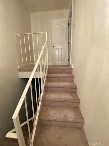 678 Rosewood, Camarillo, CA 93010