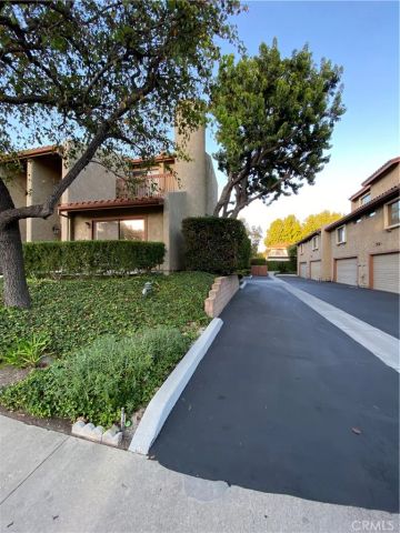 678 Rosewood, Camarillo, CA 93010